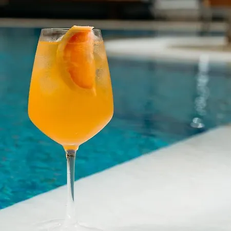 ホテル Sunrise イオス島 チョーラ